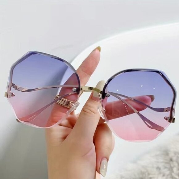 Hot! Blue & Pink Ombre Gold Rim Oversized Sunglasses - Picture 1 of 3